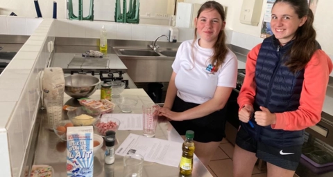 Les préparatifs en cuisine 01