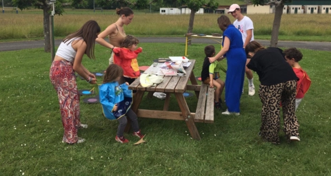 Préparation du spectacle des petits à l'aide des 2nde SAPAT 06