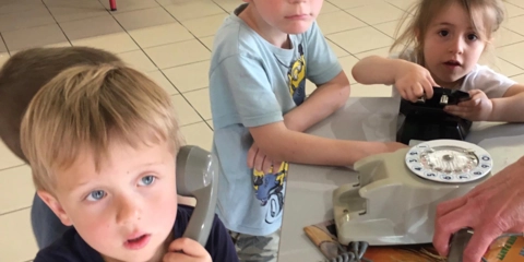 Mais aussi du téléphone à fil !