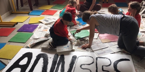 Préparation du spectacle des petits à l'aide des 2nde SAPAT 09