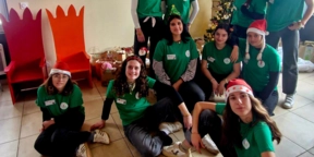 Noël solidaire offert par les 2ndes GT et SAPAT