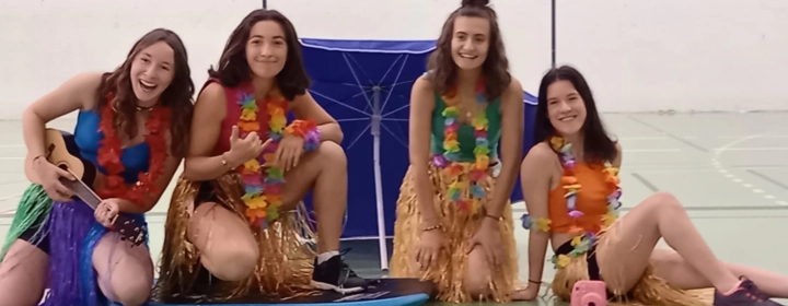 Les 4 danseuses en habits de scène