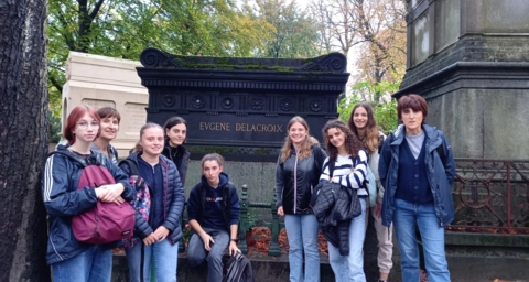 Les terminales égarés au cimetière du père Lachaise...